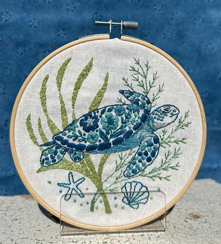 Embr Kit Seaside Turtle G DSS 027 Deb Strain Stitchs#1