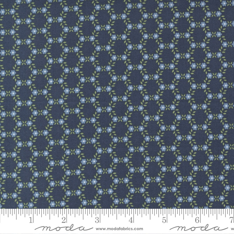 Dwell Spring Navy