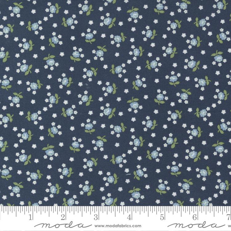 Nantucket Summer Navy 55266 13 Moda