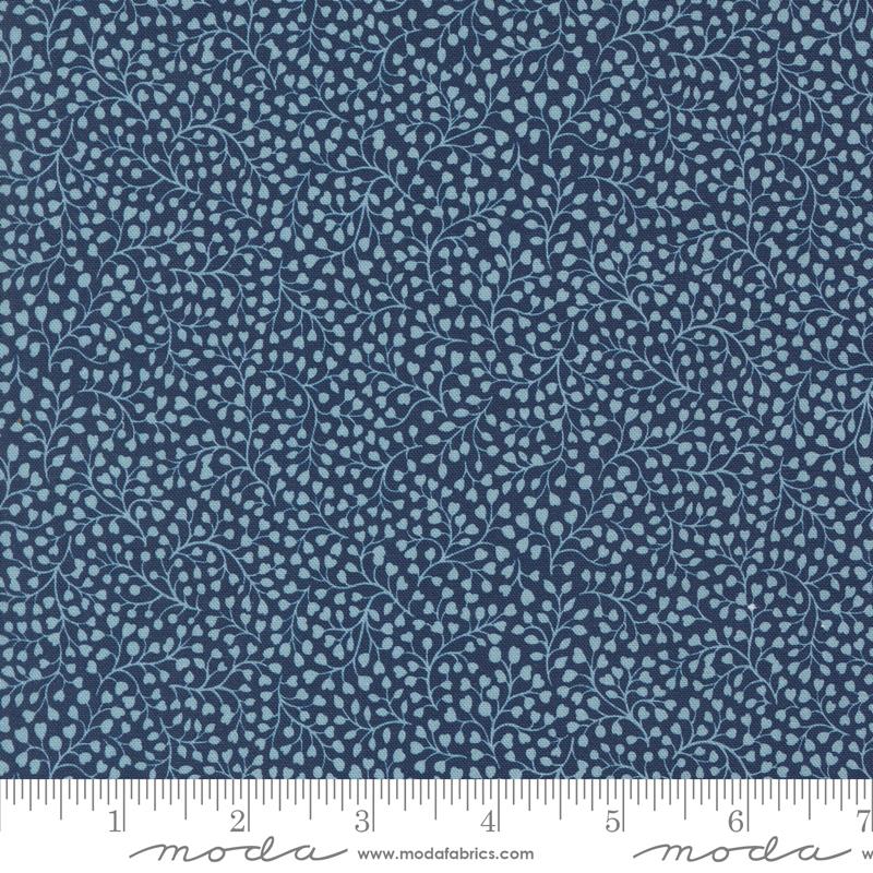Chelsea Garden - Navy (Ambling Vine Blenders Vine)