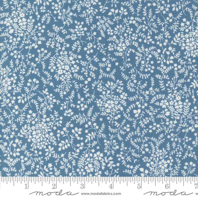 Shoreline - Medium Blue Breeze Small Floral