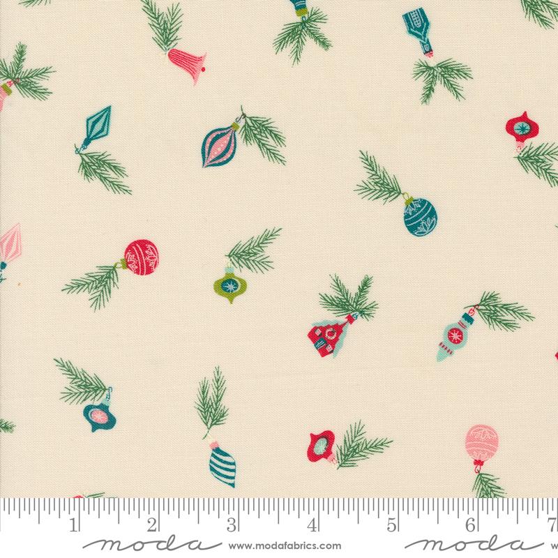 Cozy Wonderland - Vintage Baubles Novelty Ornaments (Natural)