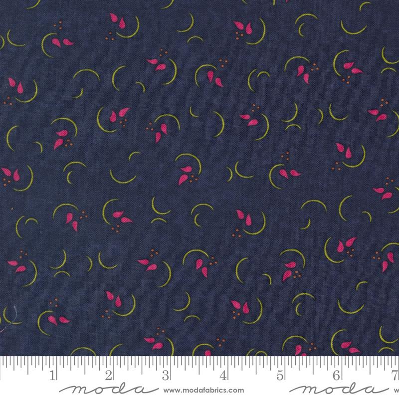 In Bloom Curves Eve 6943 18 Moda #1