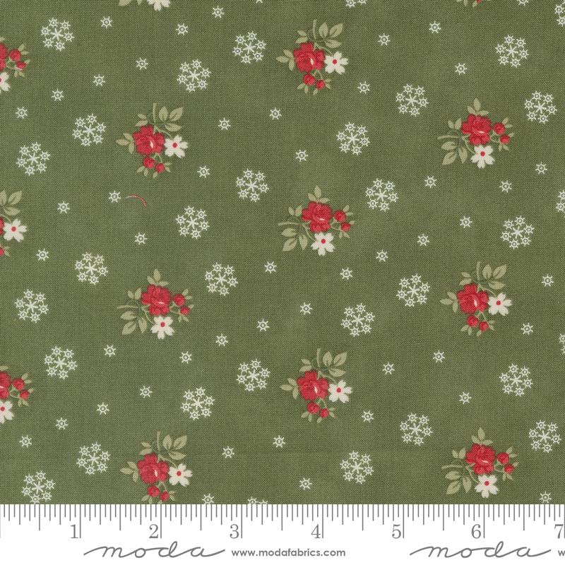 A Christmas Carol Holly 44355 15 Moda #1