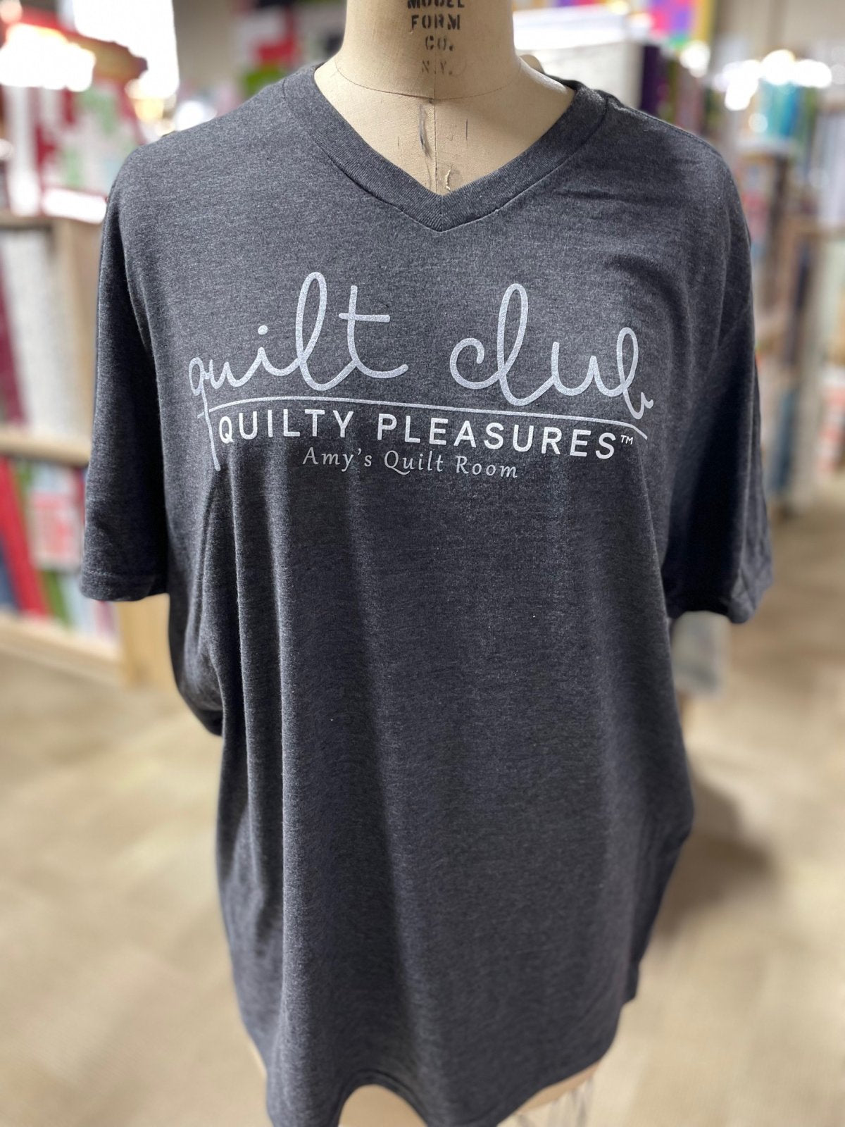 Quilt Club T-shirt - Graphite VIP District 50/50 Cotton/Poly