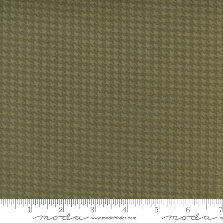 Autumn Gatherings Grass 49186-16F  Flannel
