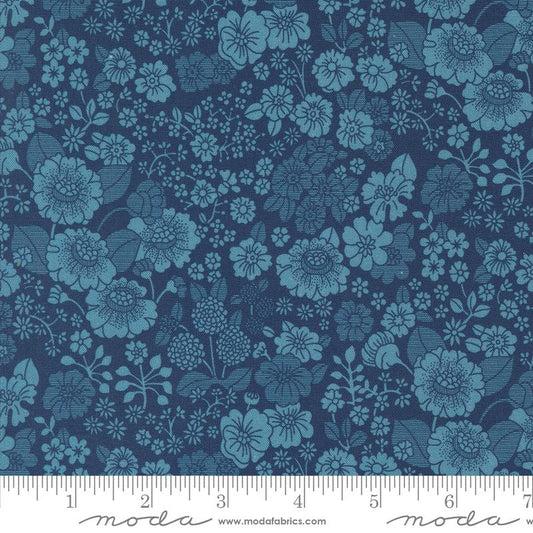 Chelsea Garden - Navy (Piccadilly Florals)