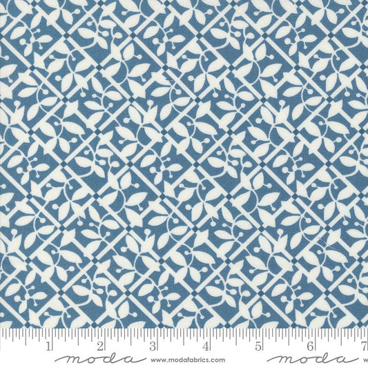 Shoreline - Medium Blue Lattice Checks and Plaids Blender