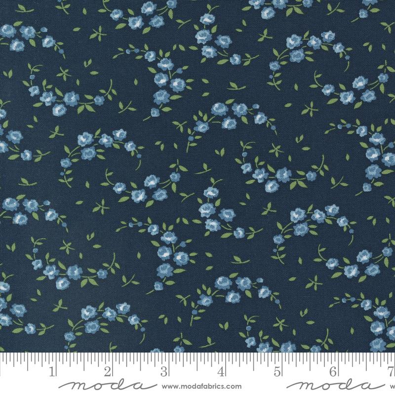 Shoreline - Navy Summer Small Floral