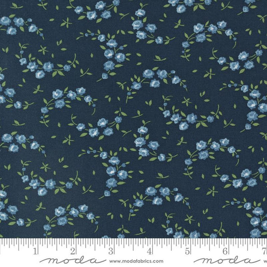 Shoreline - Navy Summer Small Floral