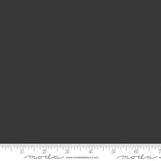 Home Sweet Haunt - Bella Solids Raven 9900 467 Moda #1