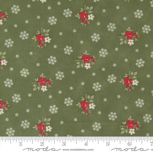 A Christmas Carol Holly 44355 15 Moda #1