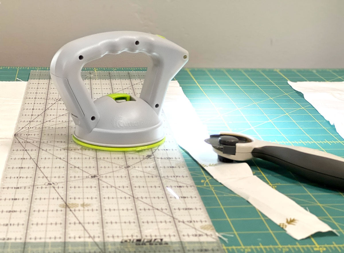 Cutterpillar LED Clamp Light-
