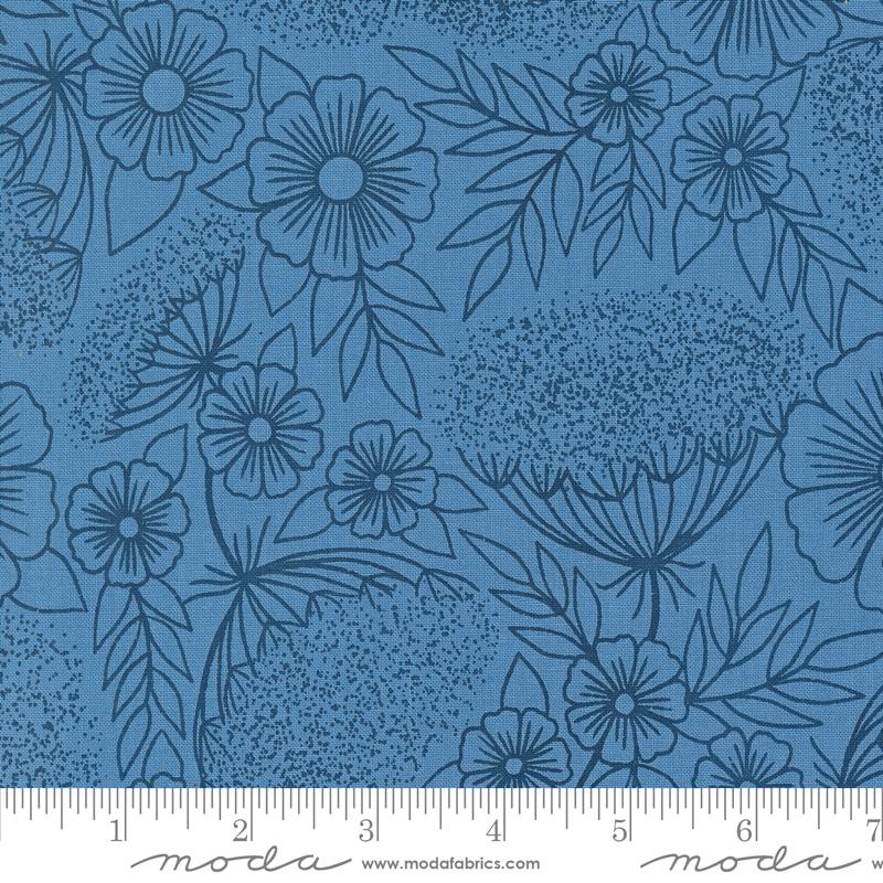Field Of Flowers - Queen Annes Lace Florals Block Print Cornflower
