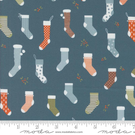 Purrfect Christmas Juniper 39041 15 Moda #1