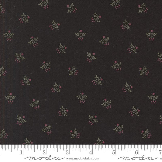 A Vintage Christmas Black 9787 19 Moda #1