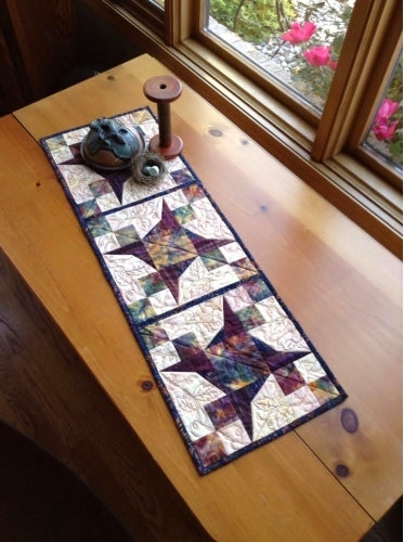 Cut Loose Press - Irish Stars Table Runner