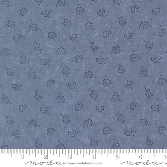 Bluebirds Nest Light Blue 9802 24 Moda