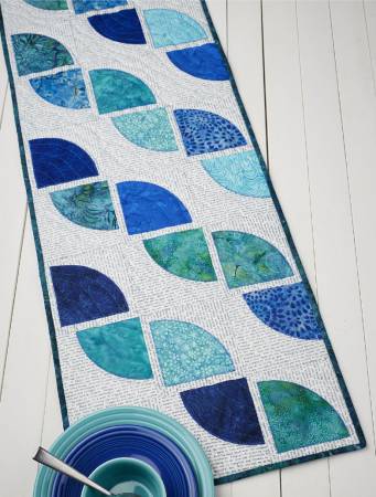 Cut Loose Press Drunkard's Path Table Runner