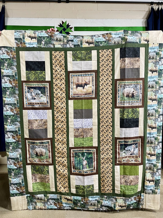 Cheeky Forest Tan Quilt Kit