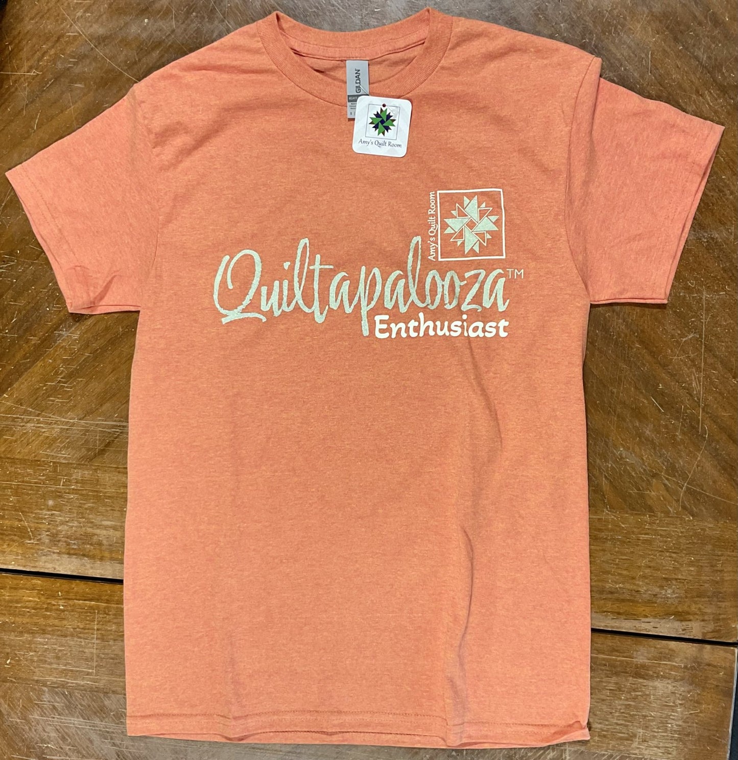 Enthusiast Crew Tee Quiltapalooza