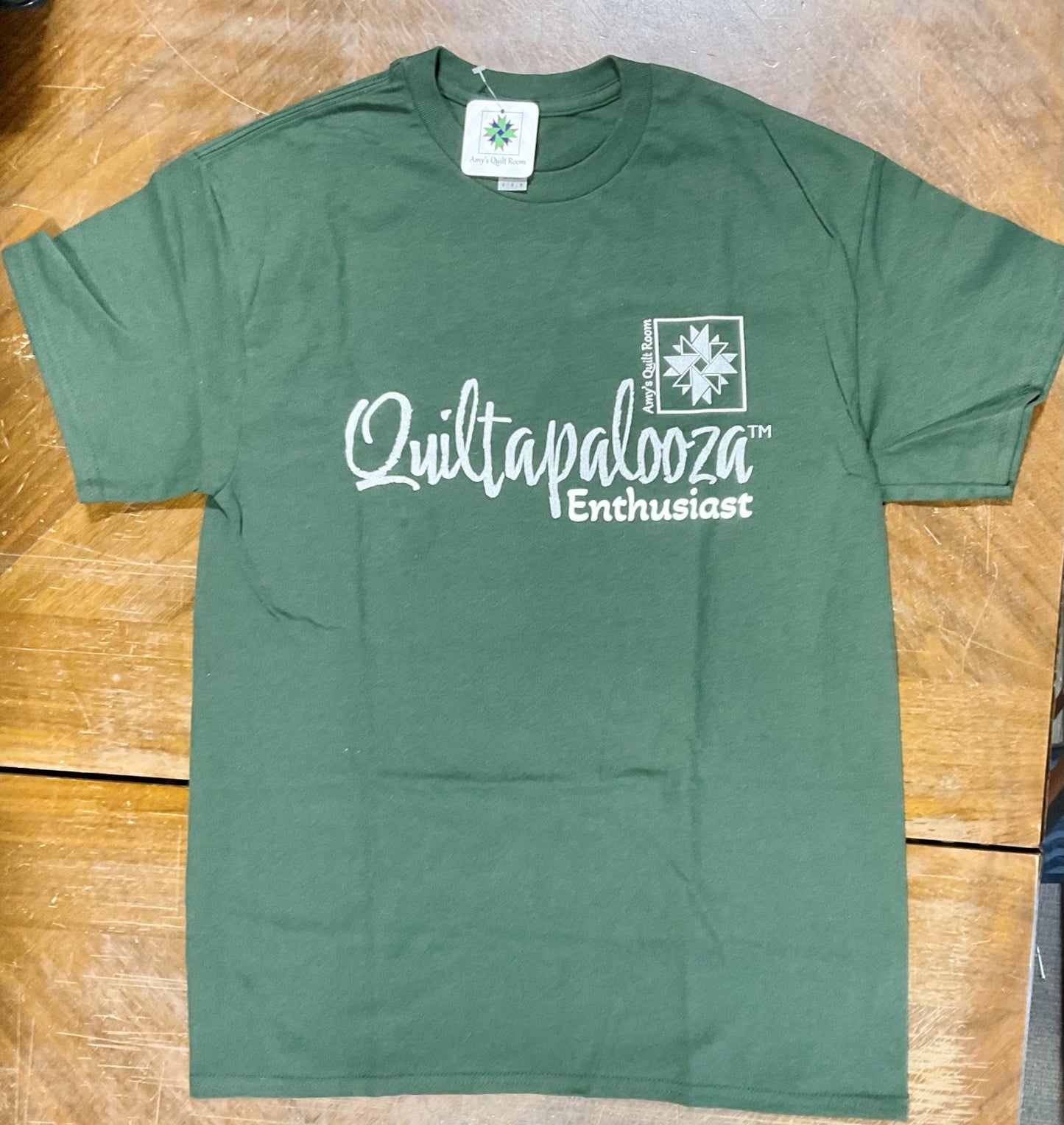 Enthusiast Crew Tee Quiltapalooza