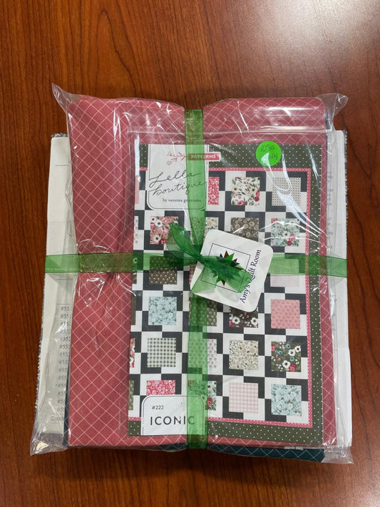 Iconic Quilt Kit by Lella Boutique
