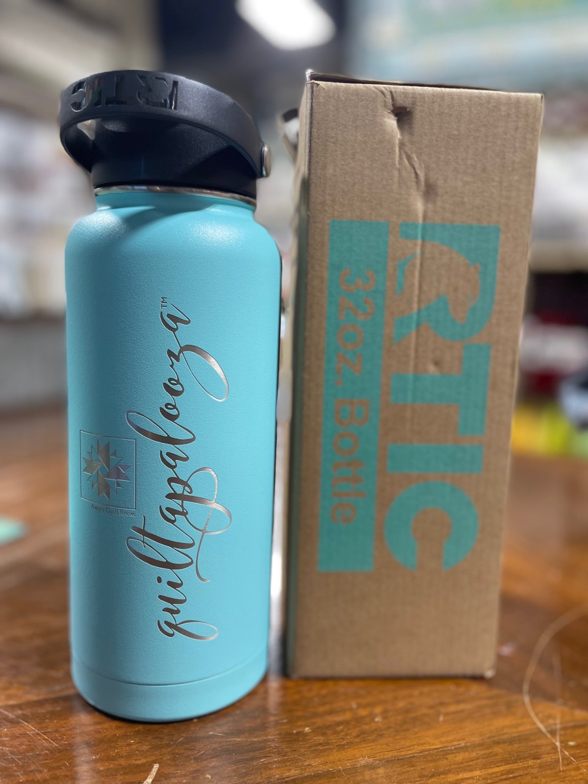 AQR RTIC 32oz Teal Tumbler Bottle