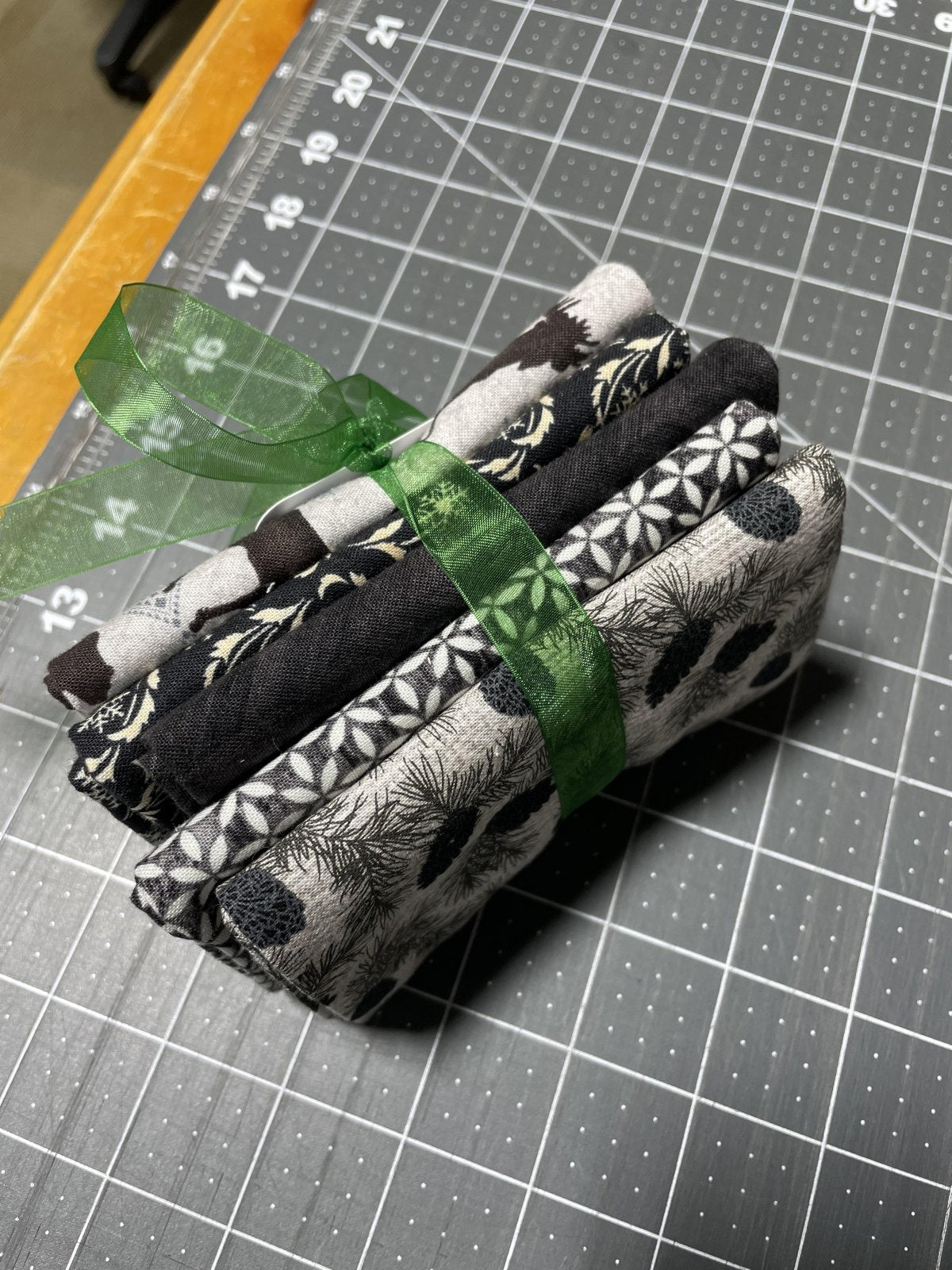 AQR Fat Quarter Bundle 5