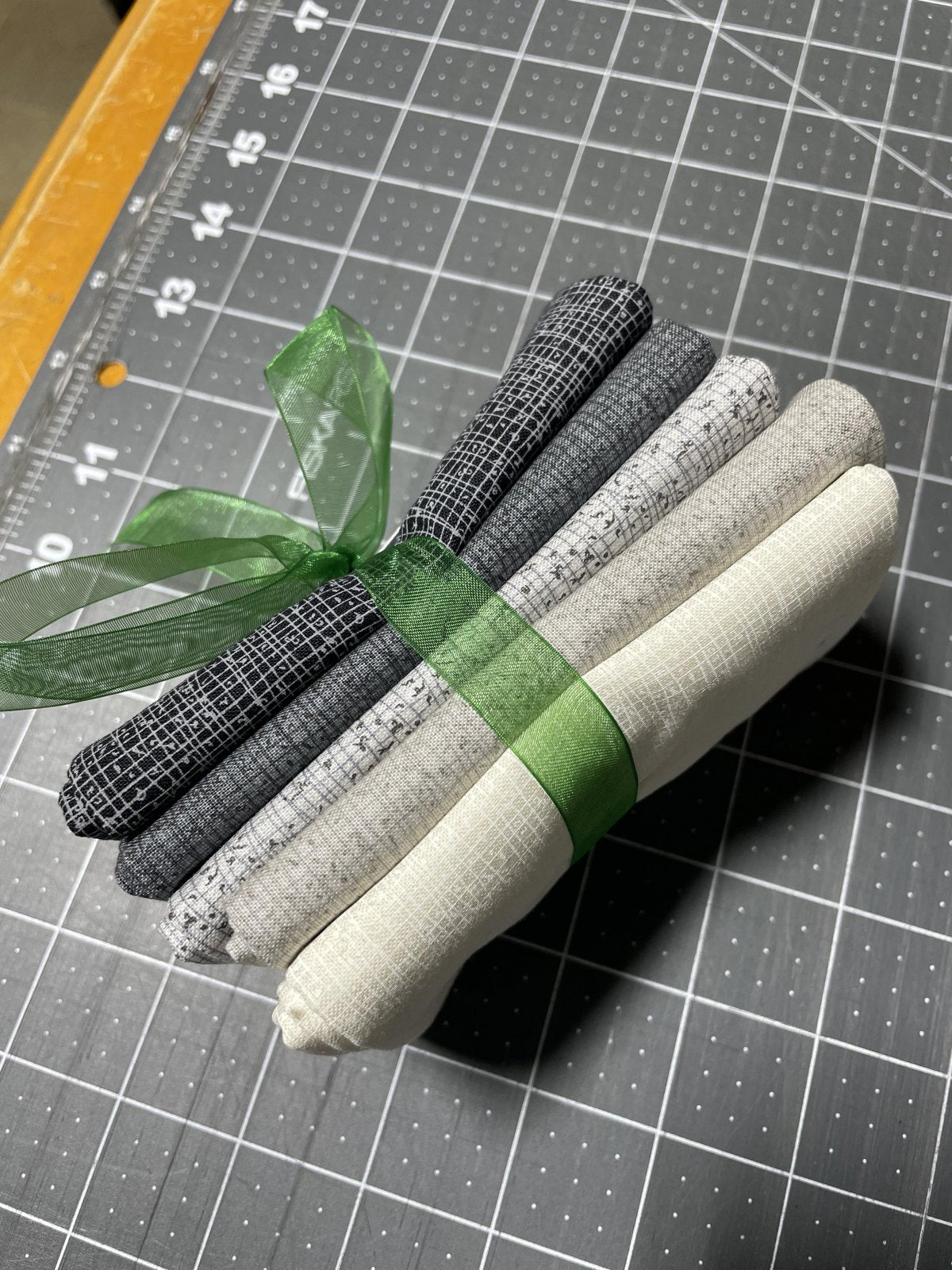 AQR Fat Quarter Bundle 5