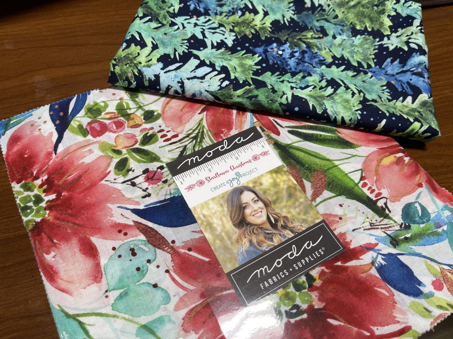 Layer Cake + 1Yd Bundle Holiday